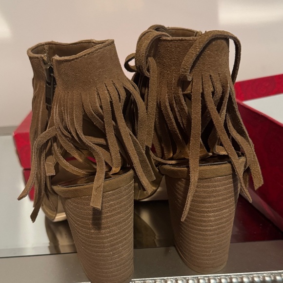 Carlos by Carlos Santana Tan Suede Fringe Peep-Toe Block Heel Boots - Picture 4 of 6